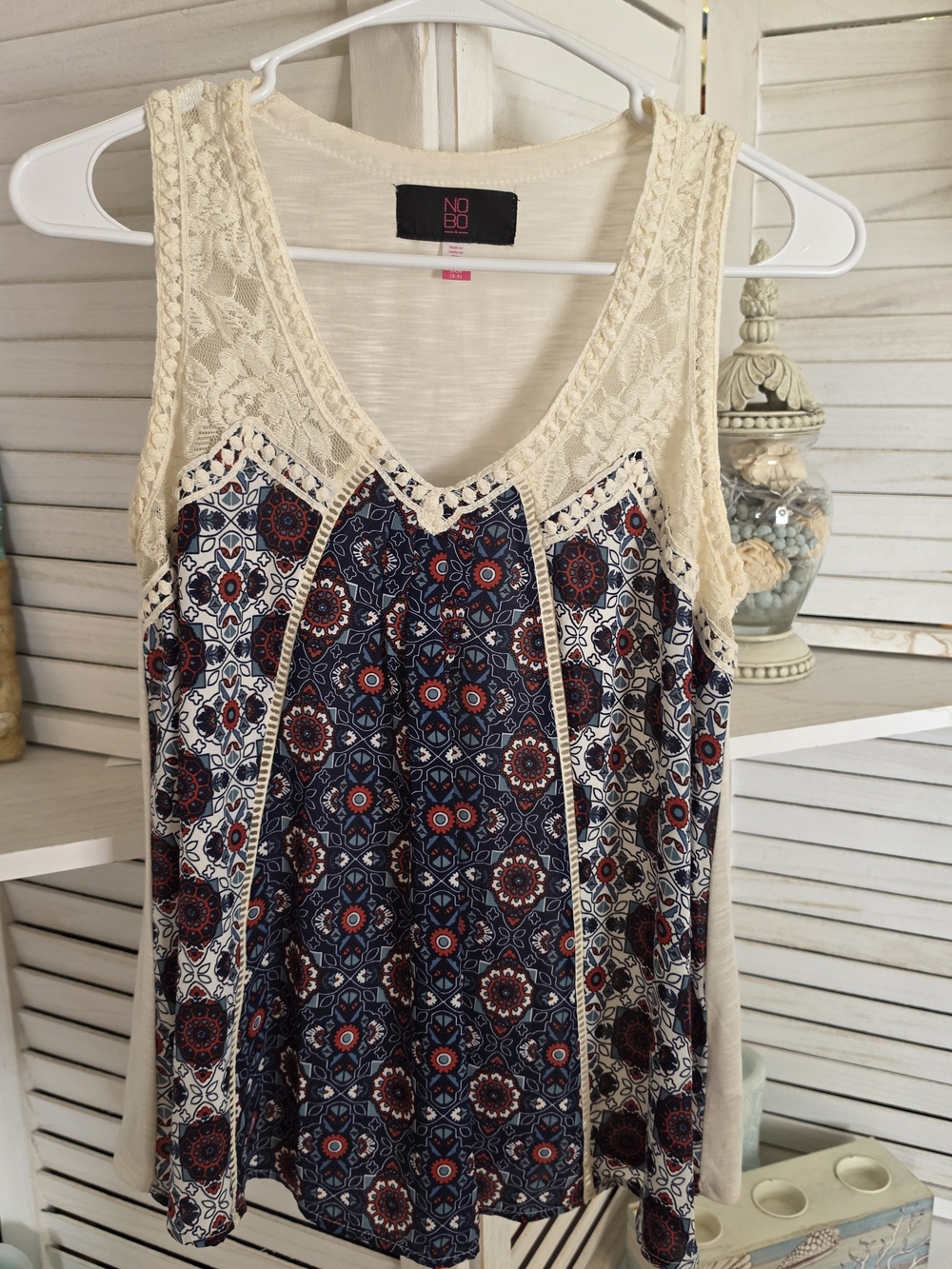 NOBO Women Size S Navy Red Geometric Lace Trim Boho Camisole Tank Top NJ27T121L